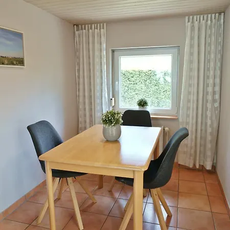 Geel Hus